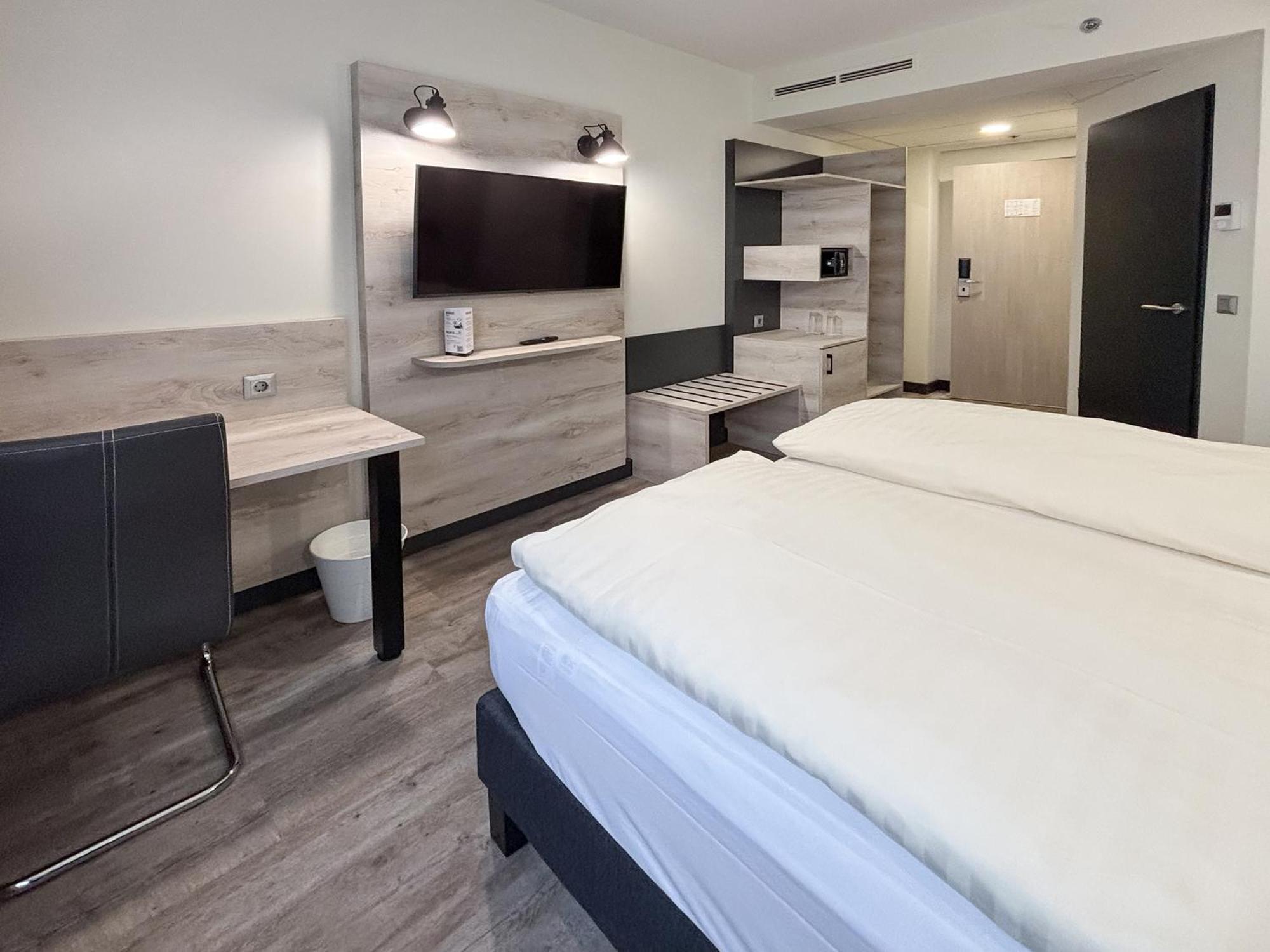 Standard Double or Twin Room,1661641087:JPEG