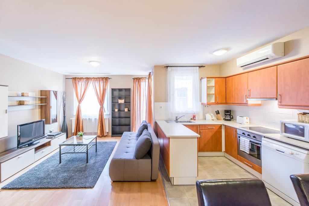 Apartamento com 2 Quartos