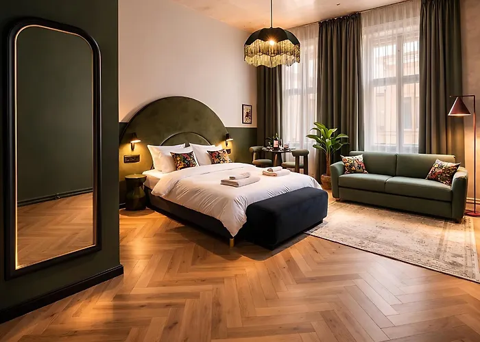 Apart hotel: Maroon & Moss Residence